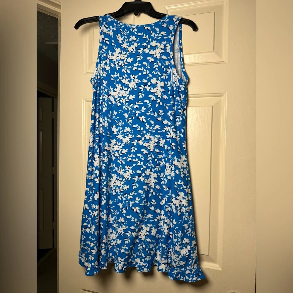 Draper James Floral Leaf Print Blue White Ruffle Sleeveless Nightie